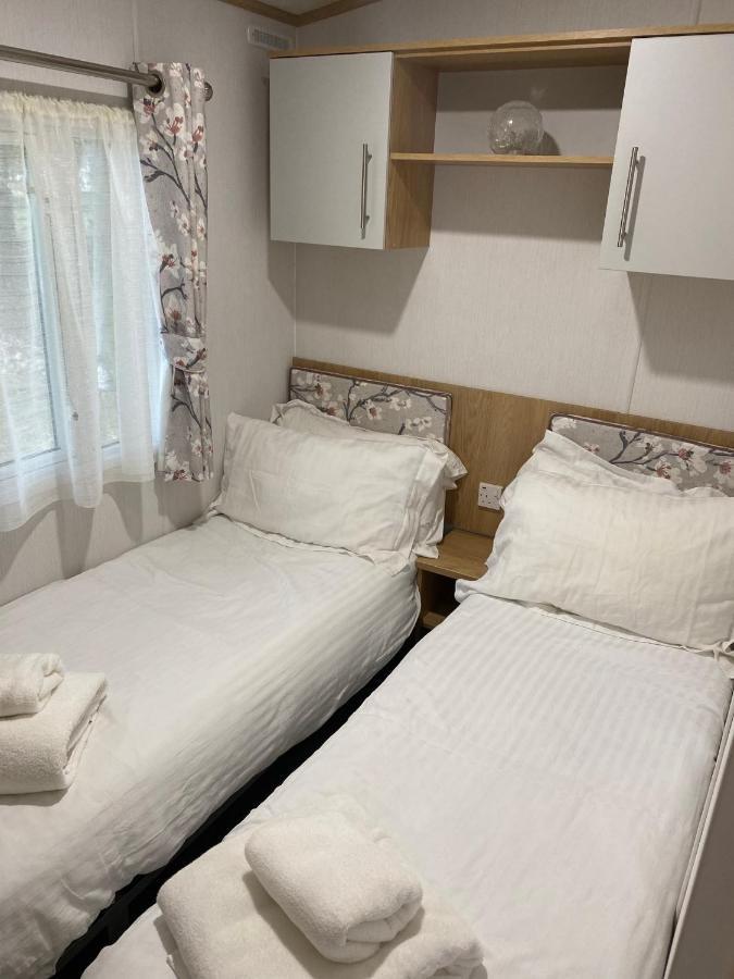 16 Leaf Lane Country Retreat Villa Newton on the Moor Esterno foto