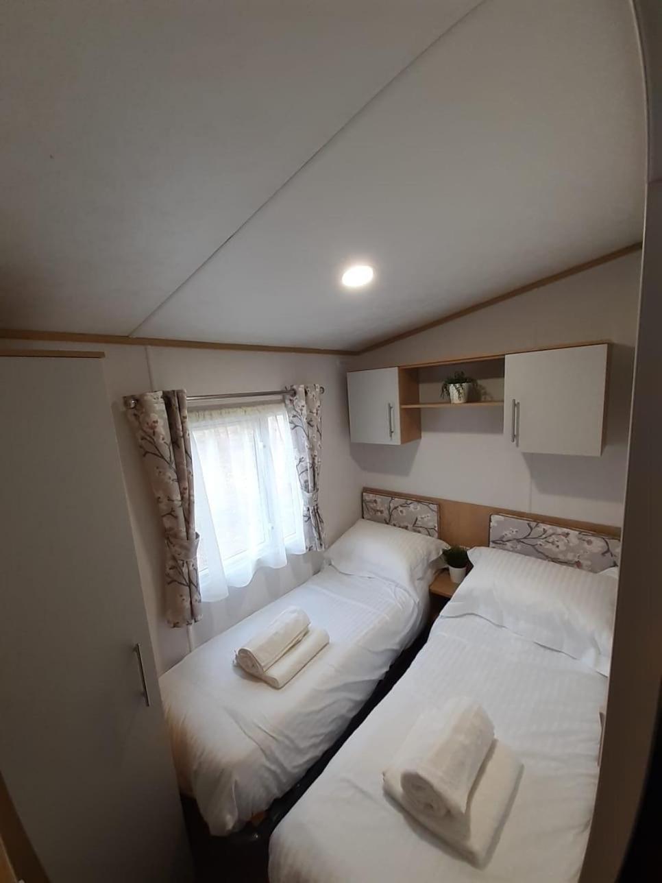 16 Leaf Lane Country Retreat Villa Newton on the Moor Esterno foto